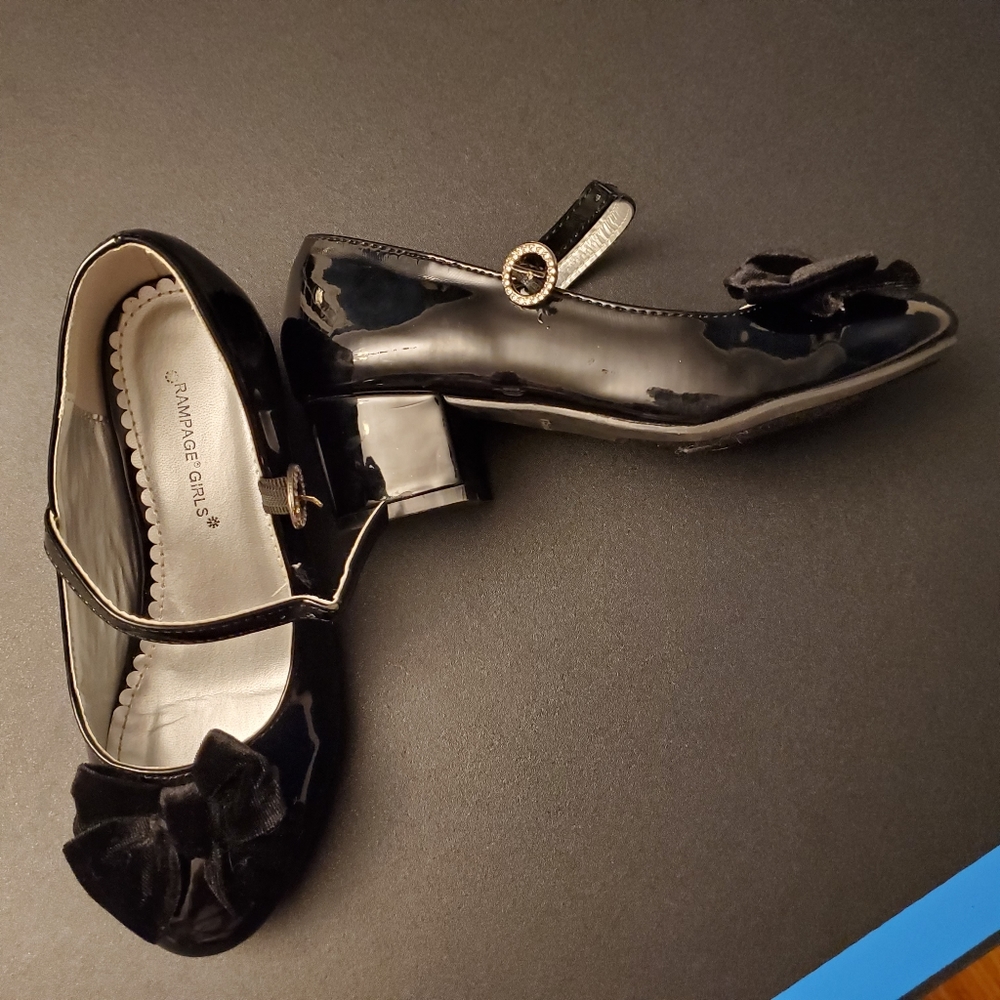 Rampage Girls Black Dress Shoe